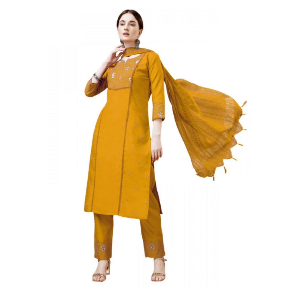 Casual 3-4 th Sleeve Embroidery Cotton Kurti Pant Dupatta Set