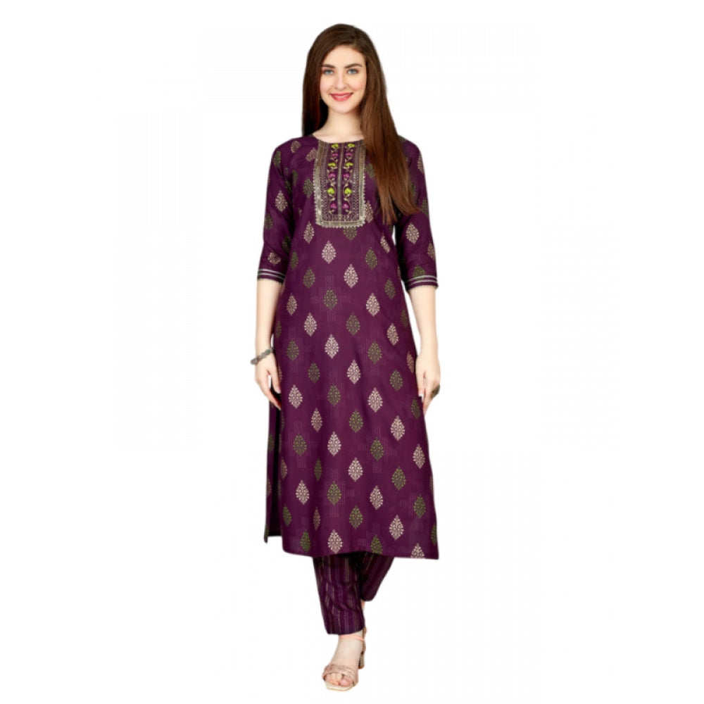 Casual 3-4 th Sleeve Embroidery Rayon Kurti Pant Set